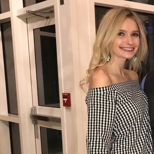 Meet your Posher, Emma rose